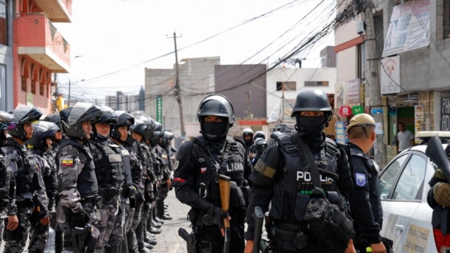 Ecuador declara el estado de excepción tras fuga de líder criminal
