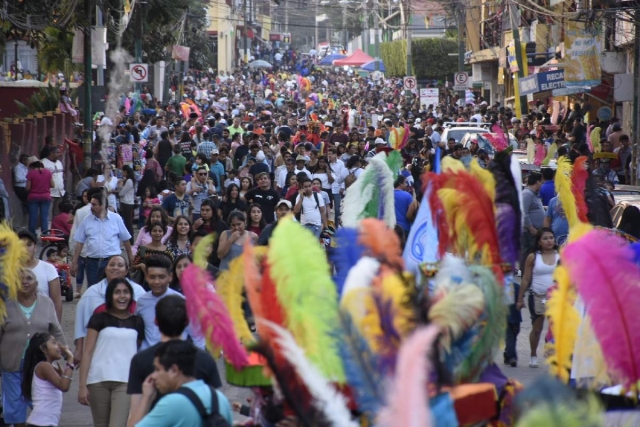 Los carnavales congregaban a decenas de miles de personas, lo que puede propiciar que se extienda los contagios si se realizan en un momento inadecuado.