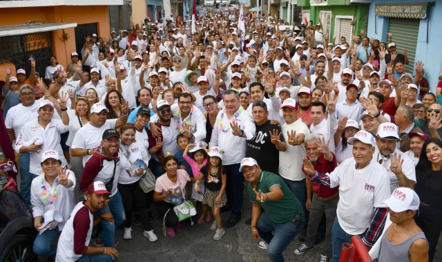 Rafael Reyes y David Ortiz ratifican compromisos con habitantes de colonias San Isidro y Ampliación San Isidro