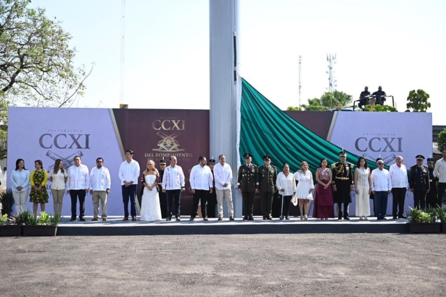 Preside gobernador ceremonia cívica del CCXI aniversario del Rompimiento del Sitio de Cuautla
