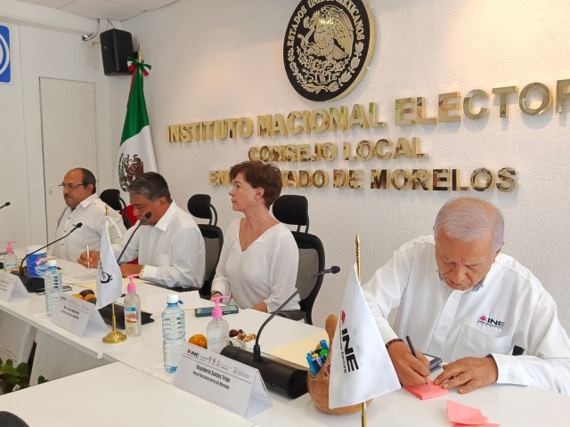 Firma INE Morelos convenio de colaboración con autoridades educativas