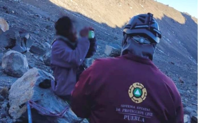 Encuentran sin vida al guía de alpinistas perdidos en el Pico de Orizaba