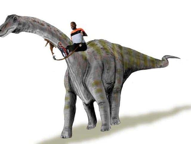 Will Smith montado en un dinosaurio