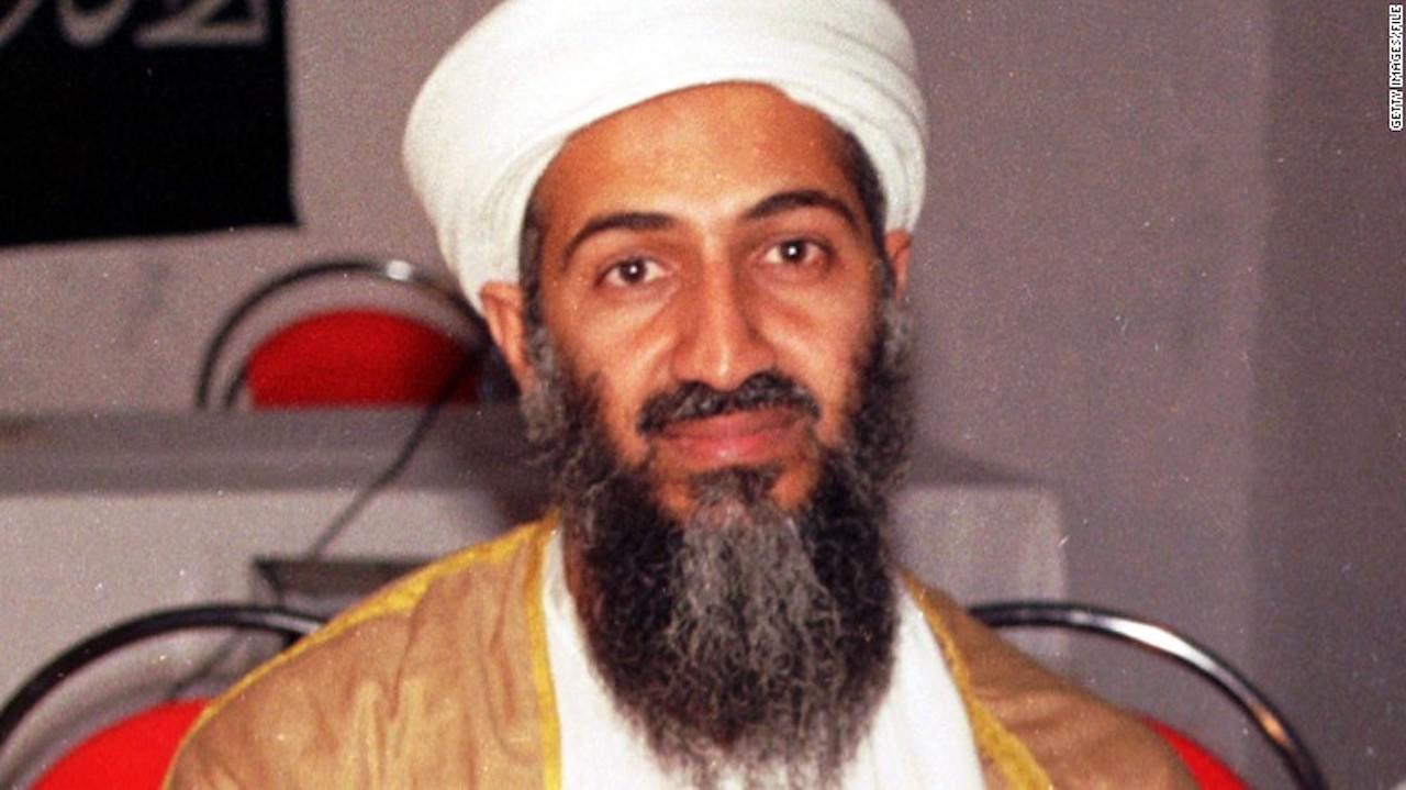 El líder de al Qaeda, Osama bin Laden, en una antigua foto de archivo.
