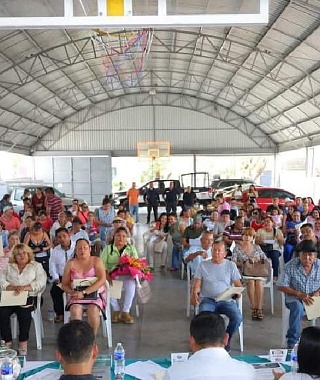A dos días de la elección, tomaron protesta las nuevas autoridades auxiliares de Zacatepec.