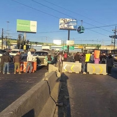 Bloqueos de transportistas paralizan la CDMX; se esperan más este miércoles
