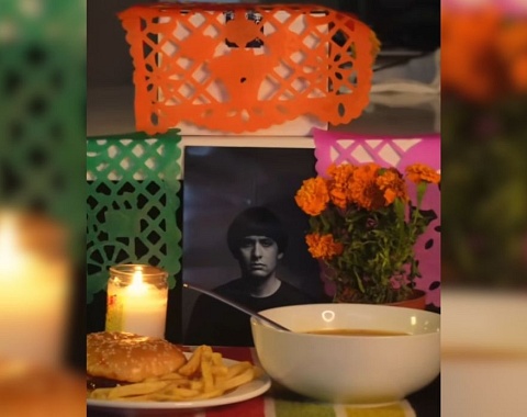 Video viral muestra Día de Muertos y lucha de madres buscadoras Captura de pantalla