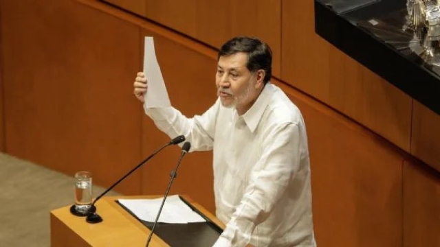 Fernández Noroña rechaza renunciar pese a críticas por sus declaraciones polémicas