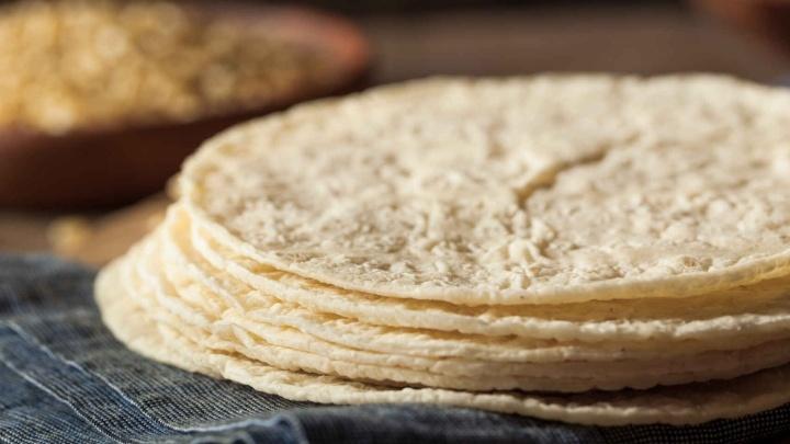 ¿Cómo hacer tortillas de maíz con harina? Sigue paso a paso esta receta