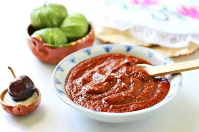 Salsa de chile cascabel: sabor único para tus platillos favoritos