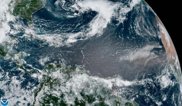 Prevén aumento de huracanes en el Atlántico por &#039;calor anómalo extremo&#039;