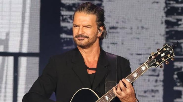 Arjona regresa con su álbum Seco y tres nuevos sencillos