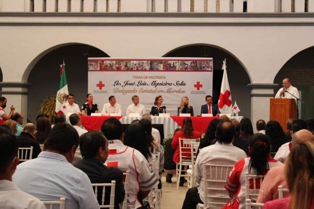 El presidente nacional de la Cruz Roja Mexicana, Fernando Suinaga Cárdenas, encabezó la ceremonia.