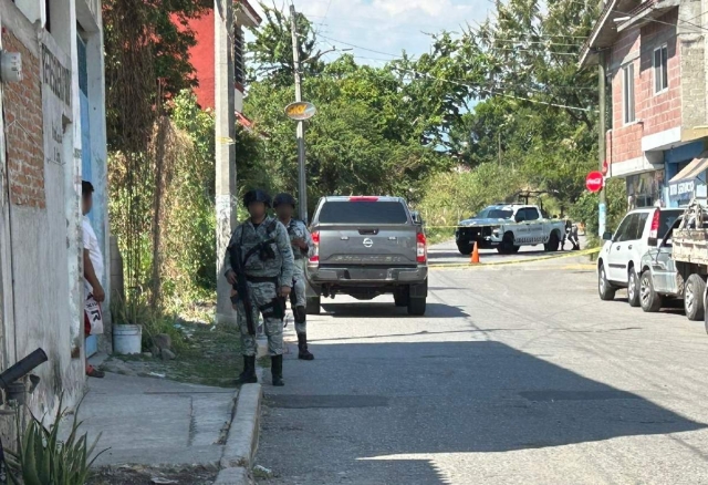 Los homicidas fueron buscados por elementos policiacos, pero no los encontraron.