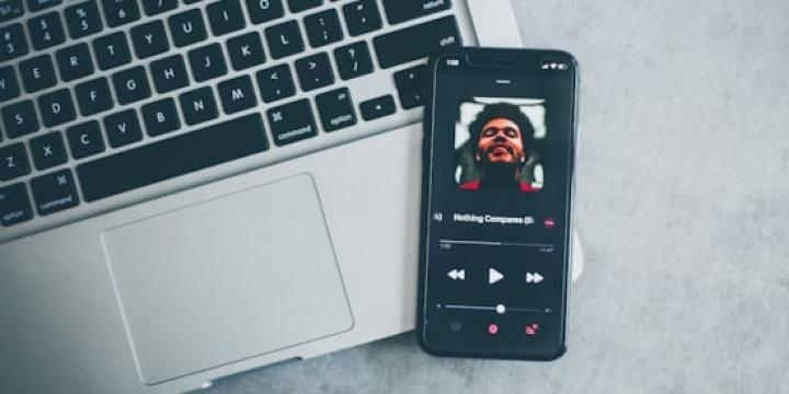 Ahora Apple Music tendrá audio sin pérdidas y sonido espacial gratis para sus usuarios