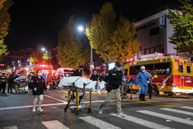 Ascienden a 151 los muertos y a 79 los heridos por estampida humana en fiesta de Halloween en Seúl