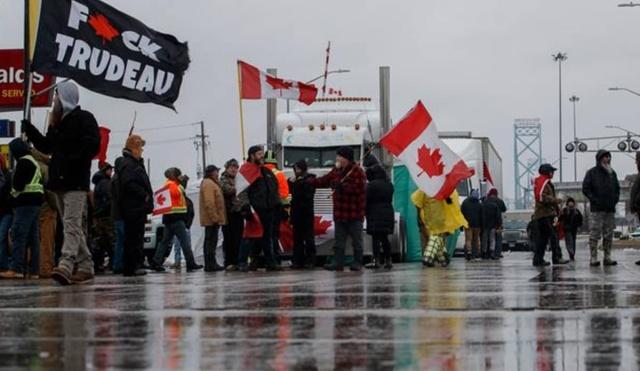 Canadá se declara en emergencia: protestas antimedidas COVID no paran