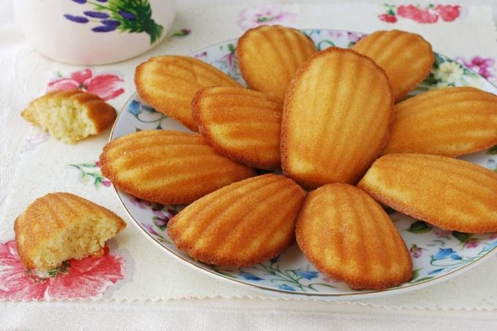 Dale sabor al día con un pan dulce, prepara estas magdalenas de naranja