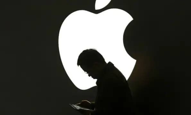 Apple busca nuevos destinos de producción mientras China enfrenta cambios laborales significativos