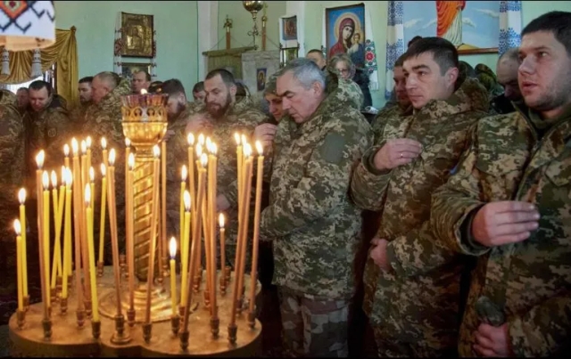 Ucrania celebra la navidad ortodoxa bajo la sombra de la guerra