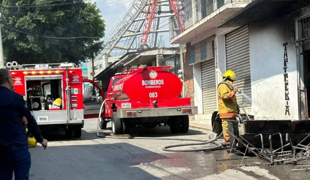 Incendio en una tapicería de la Barona dejó un lesionado