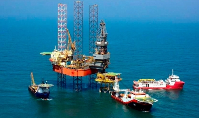 Marina refuerza seguridad en el Golfo tras asalto a plataforma de Pemex