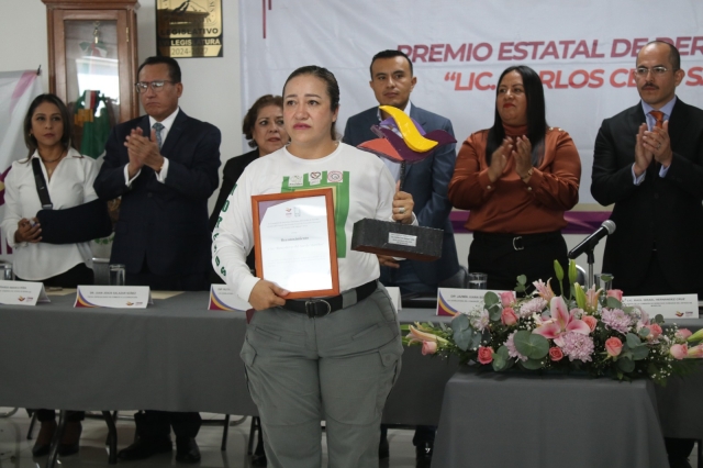 Entrega Congreso de Morelos premio &#039;Carlos Celis Salazar 2024&#039; en el rubro de Derechos Humanos