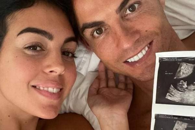 Cristiano Ronaldo revelan sexo de sus gemelos.