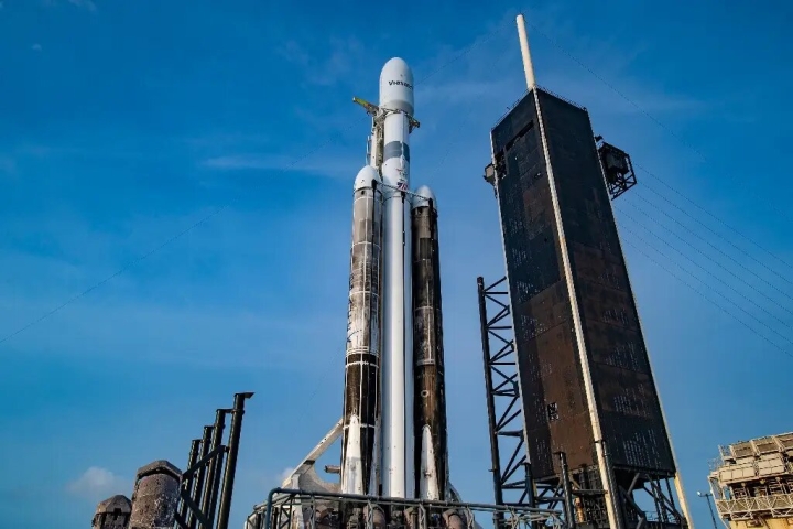 SpaceX lanza cohete con el satélite ViaSat-3