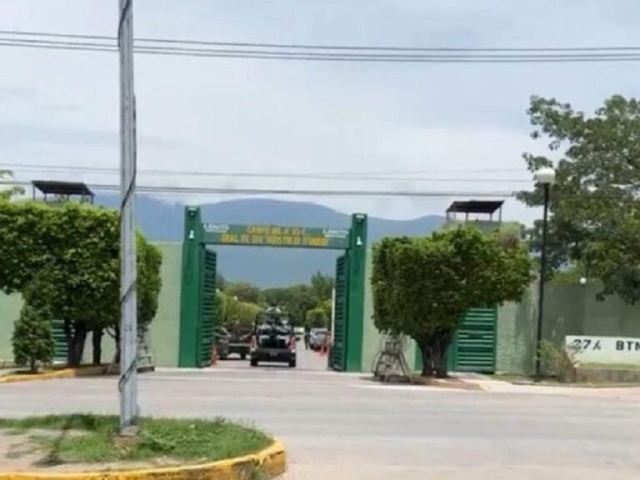 Nueva búsqueda de normalistas en Batallón de Iguala