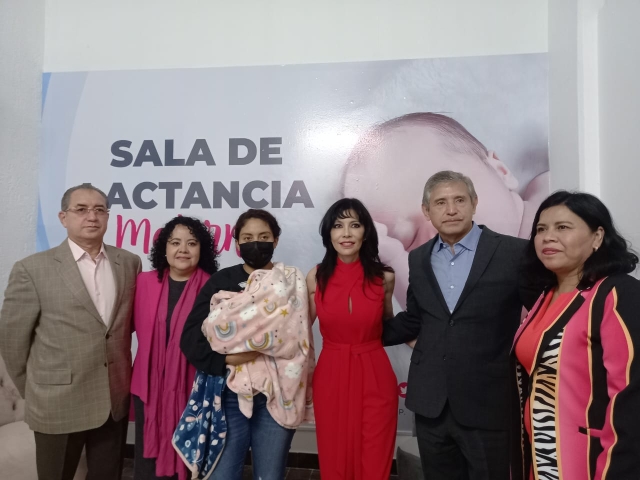 Inaugura ayuntamiento capitalino segunda sala de lactancia materna