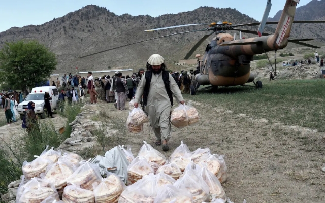 Se complica arribo de ayuda a Afganistán tras terremoto con más de 1,000 víctimas mortales