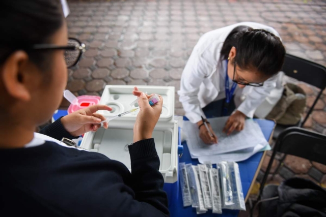 Este jueves y viernes concluirán las jornadas de vacunación anticovid en los municipios de Xoxocotla y Tlaquiltenango.