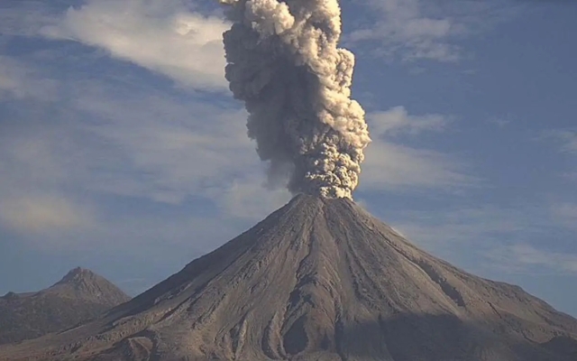 Alertan por actividad en el Volcán de Colima tras sismo del 19-S