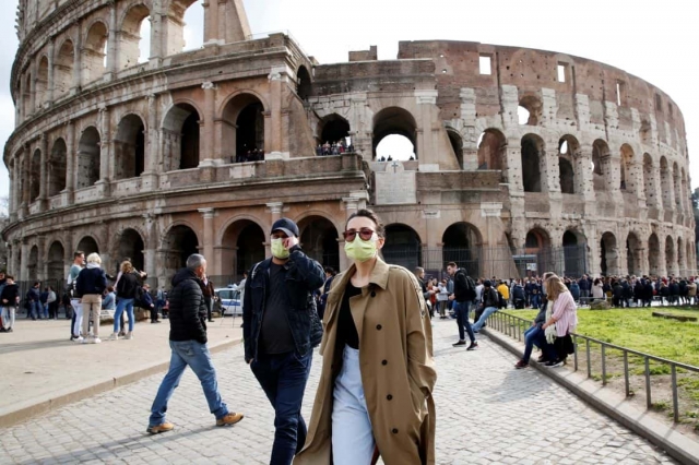 Italia le dirá adiós al uso de cubrebocas.