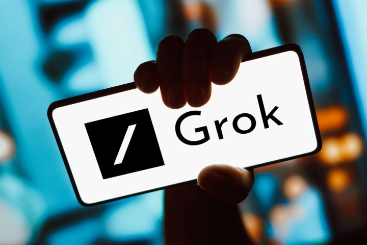 Cientos de miles de conversaciones con Grok son expuestas en internet