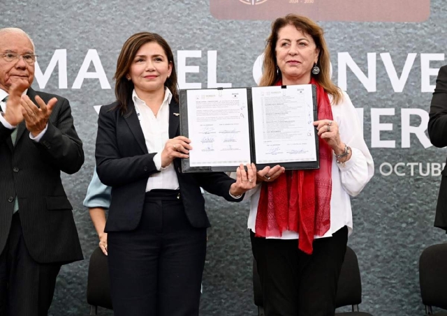 La rectora Viridiana Aydeé León y la gobernadora Margarita González Saravia firmaron el miércoles un convenio de colaboración entre la UAEM y el Ejecutivo estatal en diversos rubros. 