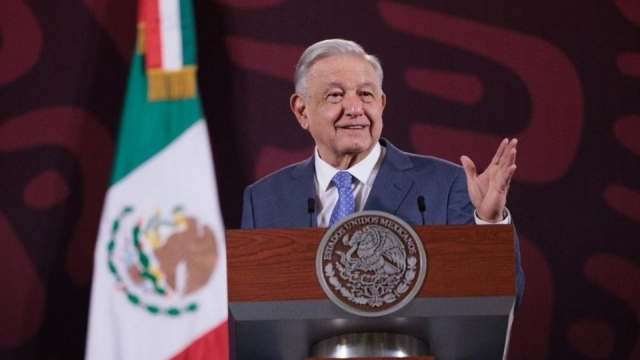 López Obrador niega uso político del caso Colosio