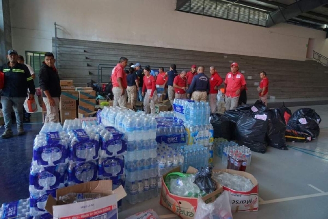 En respuesta a la ayuda que recibió el municipio, autoridades de Jojutla enviaron un tercer cargamento de víveres y agua a los damnificados de Acapulco.