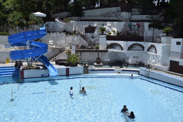 Balnearios esperan a visitantes de todo el país