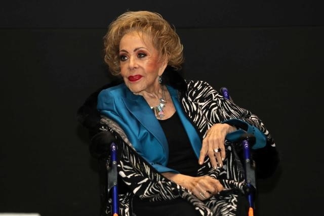 Salud de Silvia Pinal, estable tras hospitalización por arritmia cardíaca