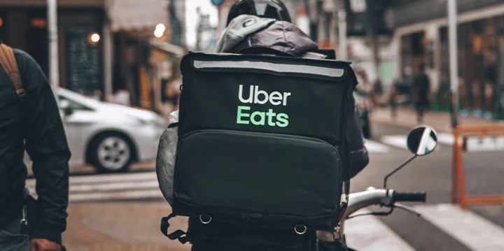 El mercado se expande: Usuarios podrán pedir cannabis desde Uber Eats