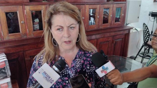 Margarita González Saravia comunica a AMLO aspiración a candidatura