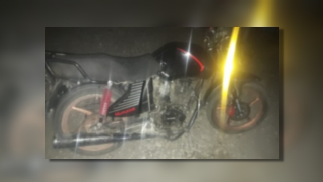 Abandonan una moto en Santa Rosa Treinta