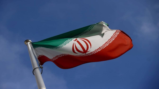 Irán se lanza contra Estados Unidos.