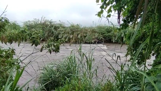 Aumenta nivel de aguas del río Apatlaco en zona sur de Morelos, por constantes lluvias