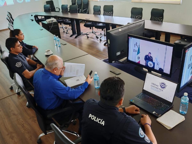 El entonces titular de la CES, el vicealmirante en retiro Antonio Ortiz Guarneros, ordenó que el incidente se mantuviera en secreto para no dejar en ridículo a la corporación…