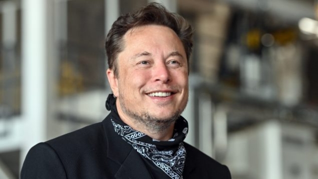 Elon Musk se burla de las fallas en Facebook e Instagram