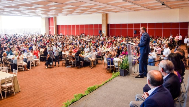 Unen esfuerzos gobierno de Cuauhtémoc Blanco y docentes para lograr una educación de excelencia en Morelos