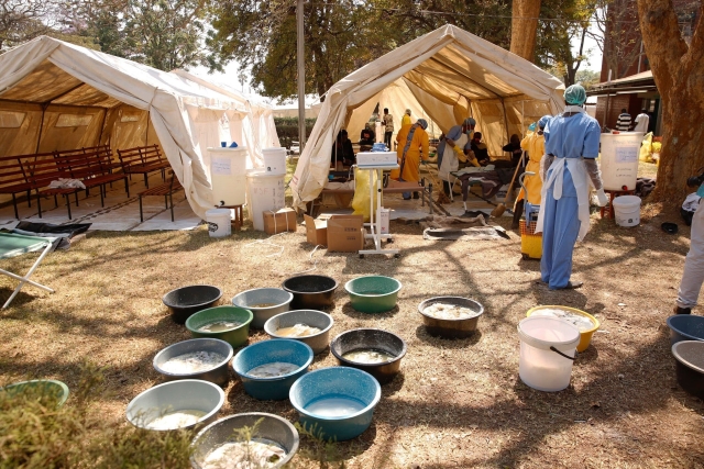 Brote de cólera en Zimbabue causa 100 muertes